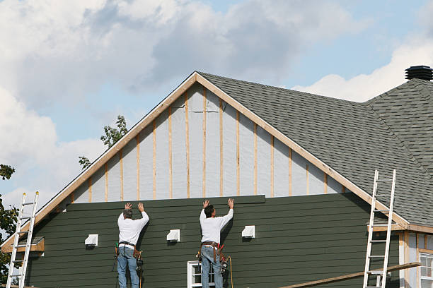 Professional Siding Replacement technician working in Barton, MD
